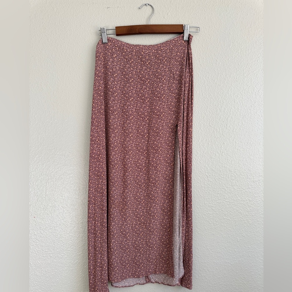 Aritzia Wilfred Floral Maxi Skirt High Leg Slit Size 6